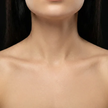 MG Beauty Clinic - Immagini Sito Shop - PRP Collo_Décolleté — seduta